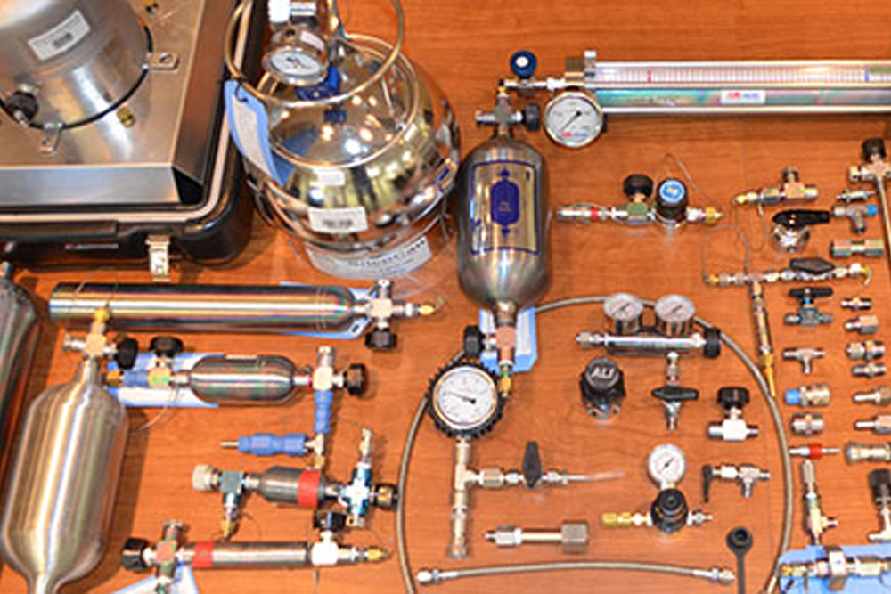 Independent Commercial Laboratory Sampling Equipment